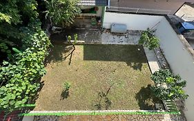 Villa Sokoli, Enjoy Sunset At This Spacious Apartment